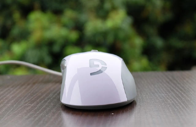 富勒g90pro游戏鼠标,富勒g90鼠标怎么调灯光