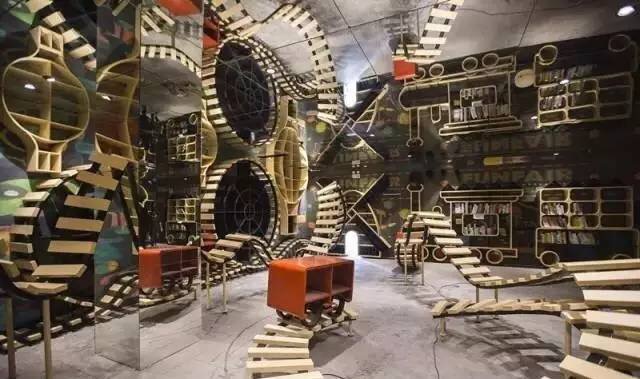 中国最美书店海岱楼钟书阁,杭州最美书店钟书阁