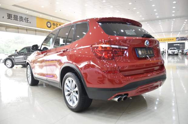 2013年宝马x3红色二手车报价,二手宝马x32015款