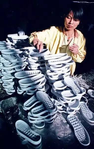 莆田运动鞋女式鞋,安踏鞋在莆田生产的就是莆田鞋吗