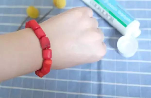 范冰冰一年2亿收入,范冰冰靠着什么一年能赚那么多钱