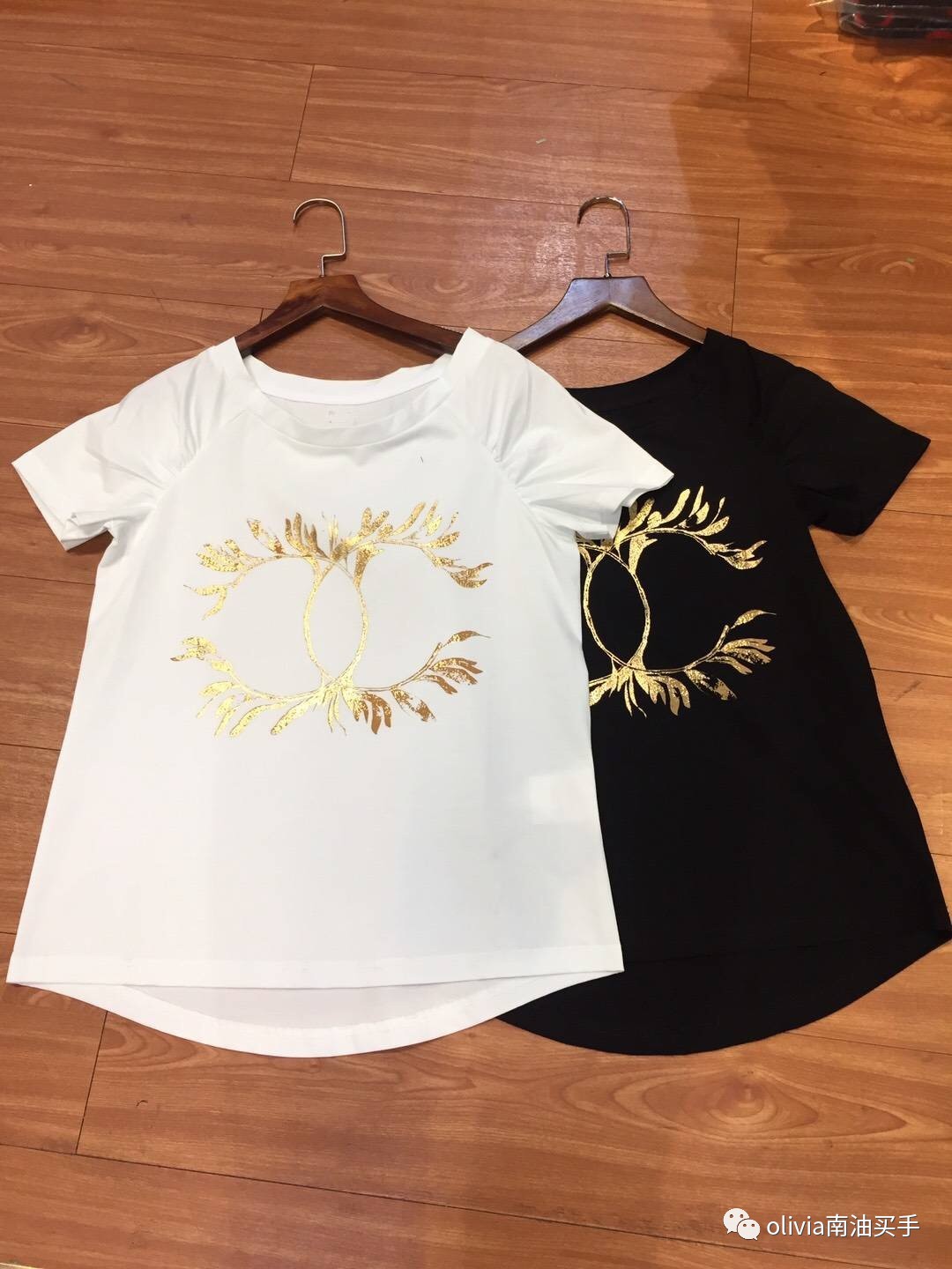 南油卖T恤扎堆上新的时刻来了，大牌是否真的好的照妖镜时刻