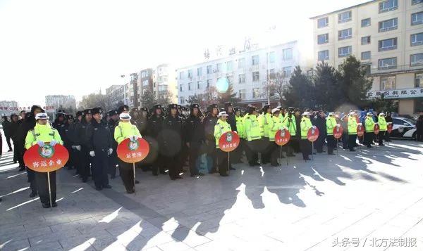 122交警周六值班,吉林高速交警122直播