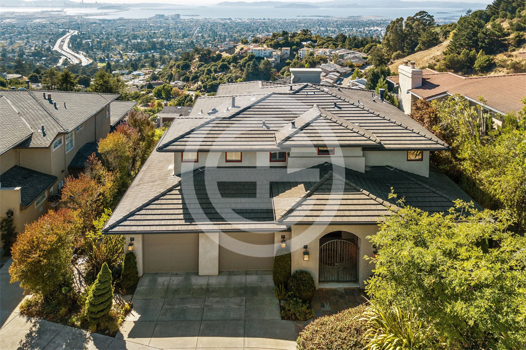 亚裔夫妇六套房产被没收,华裔夫妻买下豪宅