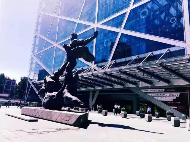 芳草地购物中心特色,芳草地购物中心介绍