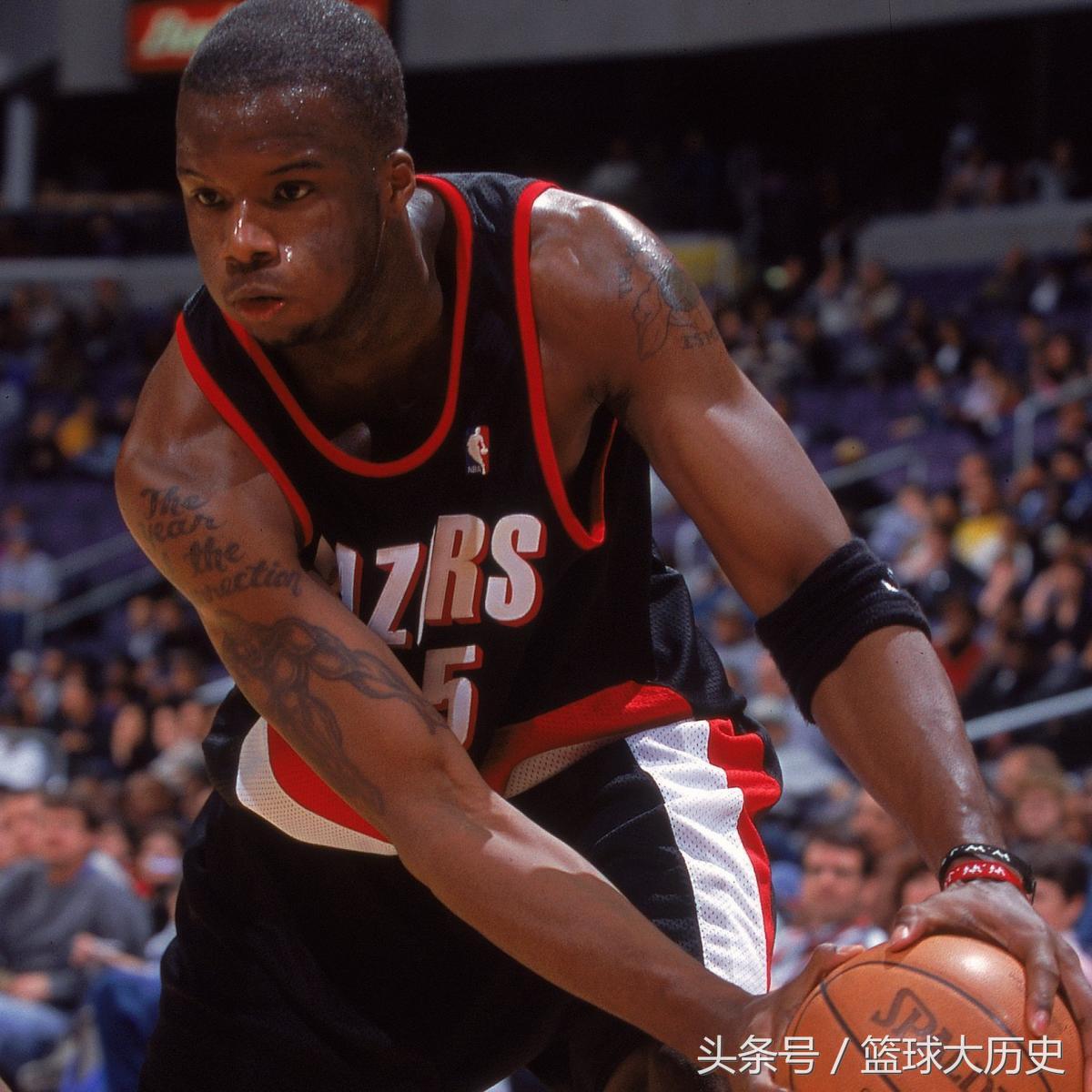 邓肯加内特奥尼尔常年全明星首发,奥尼尔巅峰时期集锦邓肯