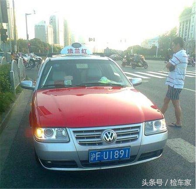 八年的霸道卖28万？不愧是“烂路王”，买家卖家都值了