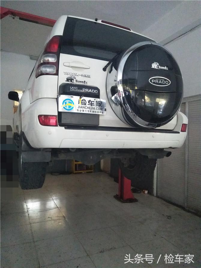 八年的霸道卖28万？不愧是“烂路王”，买家卖家都值了