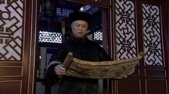 你还小看太监吗？人家随随便便骂骂人，就够你一年的工资了