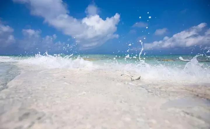 只对中国人开放的岛,只对中国人开放的沙漠