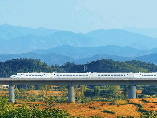 西成高铁什么时间开通了,西成高铁通车时间最新