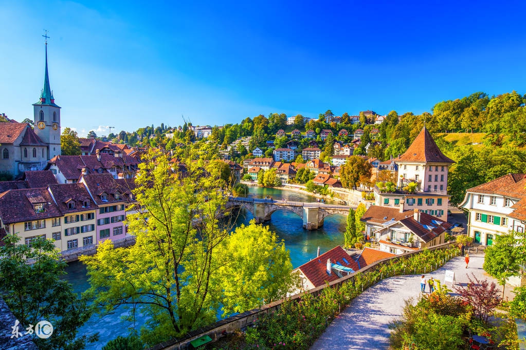 这座以熊命名的城市，不仅是首都，还成了世界文化遗产