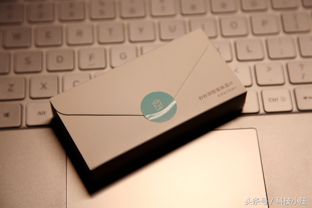 宝宝体温随时监控，小米众测秒秒测智能体温计开箱体验