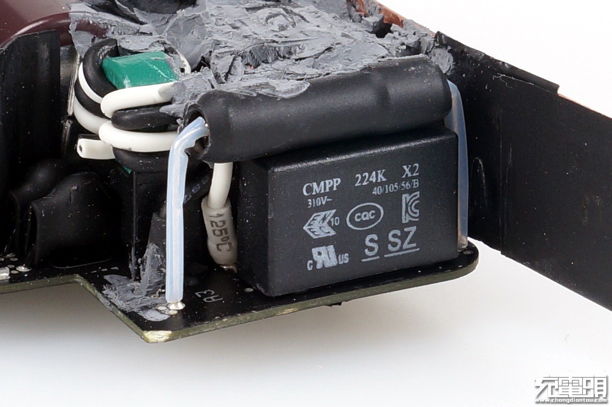 苹果87w充电器原装测评,苹果原装pd充电器66w超级快充