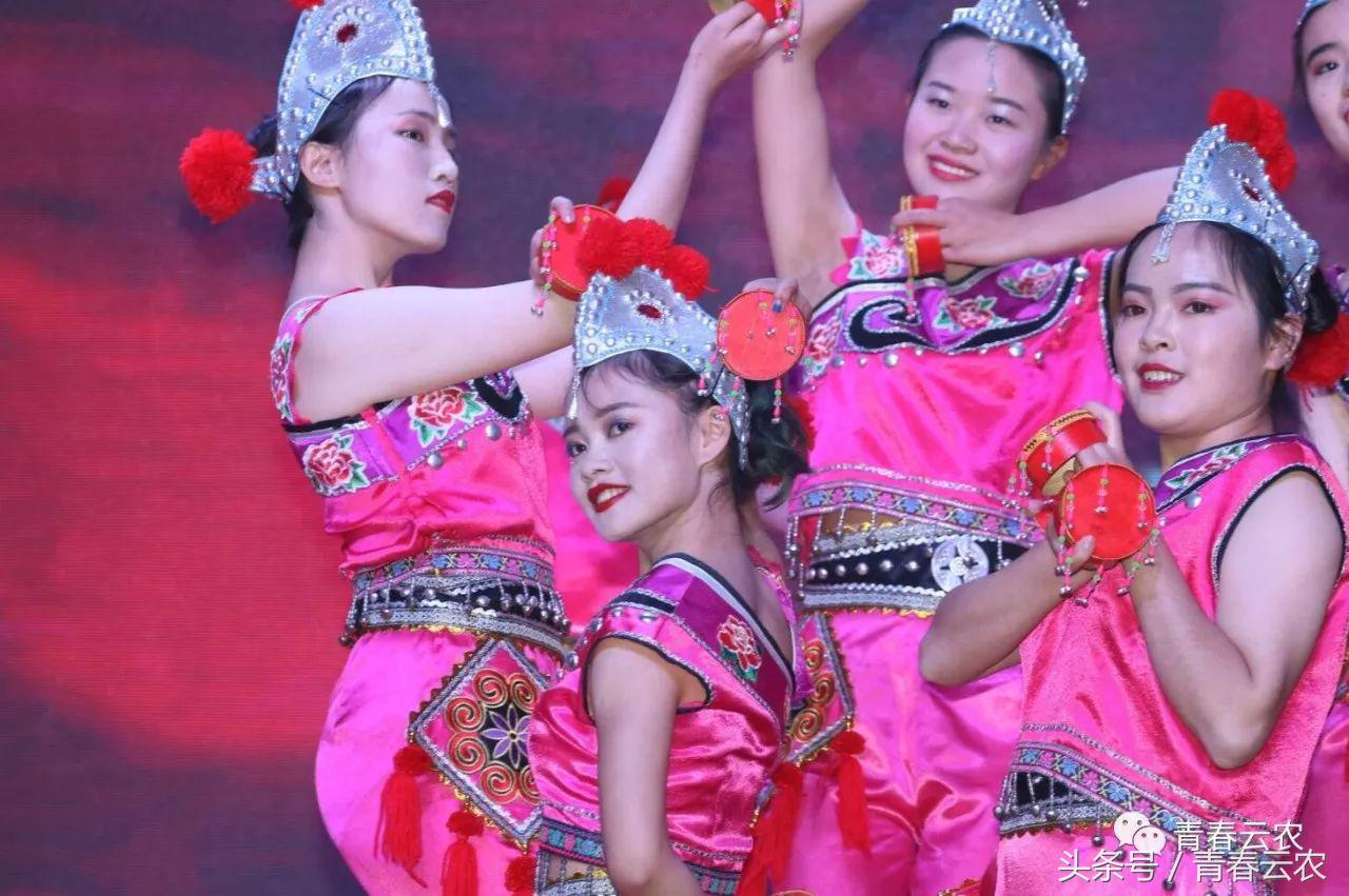 社团嘉年华会场,社团嘉年华图片大全