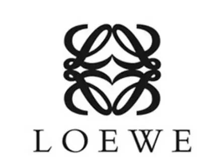 魔镜魔镜告诉我，是谁最懂少女心？LOEWE兔子包啊！