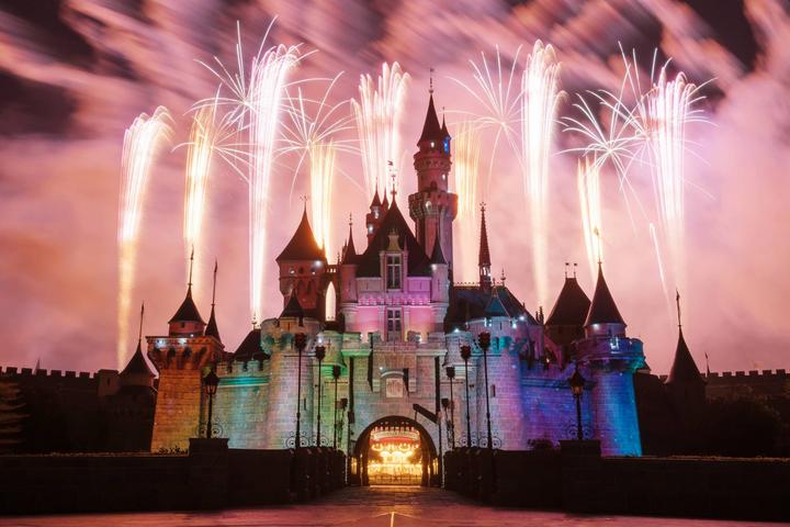 香港迪士尼乐园攻略英文,香港迪士尼乐园攻略300字