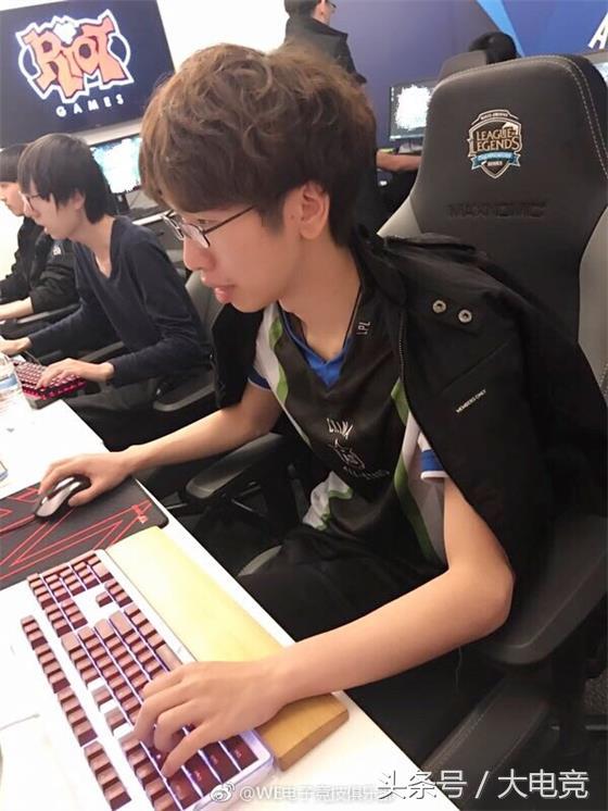 lol957现在是官方解说吗,lol957哪个战队的