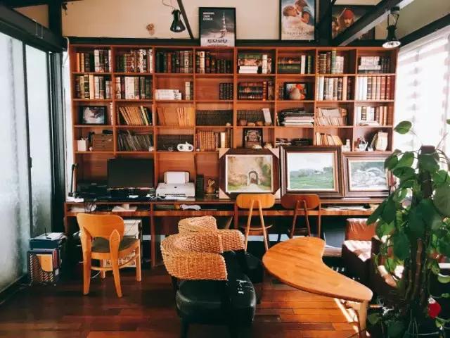 三亚鲜花网红打卡咖啡厅,三亚海边最近咖啡厅