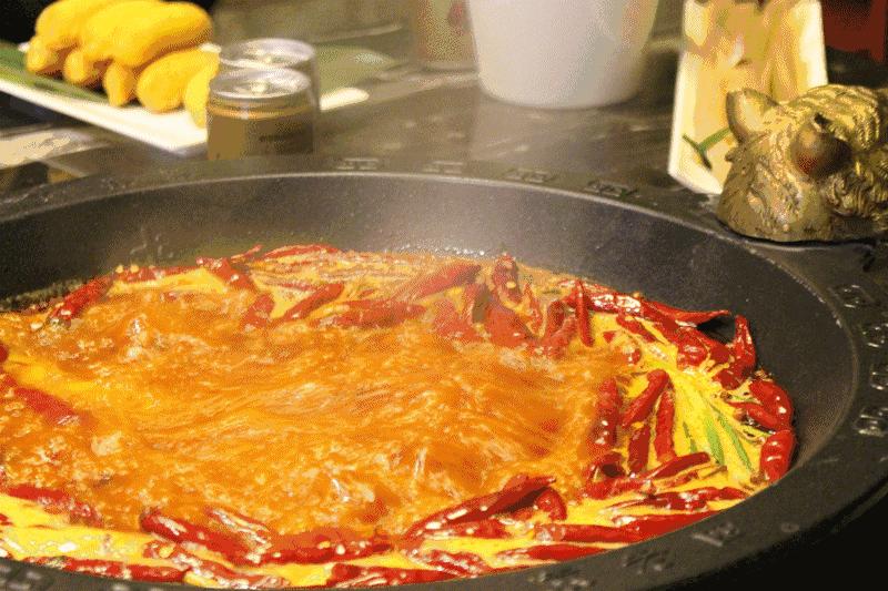 袁老四火锅越煮越苦,南宁有袁老四火锅吗