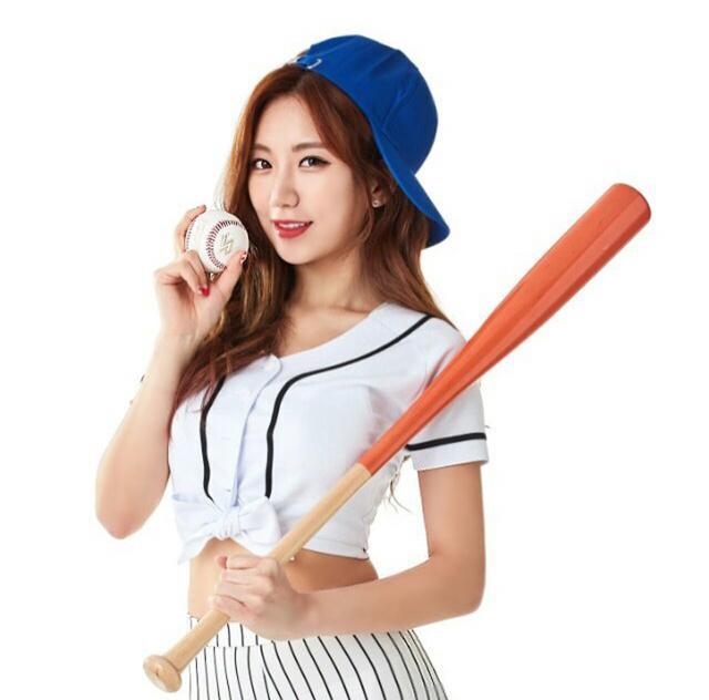 米兰达·可儿维密超模t台秀1080p,全球十大顶级超模米兰达可儿