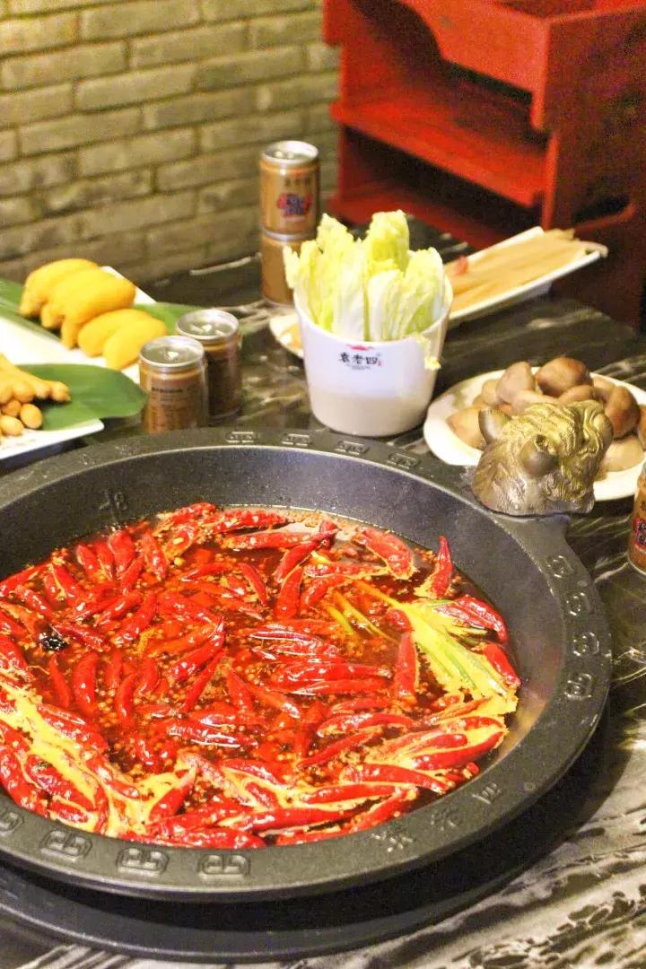 袁老四火锅越煮越苦,南宁有袁老四火锅吗