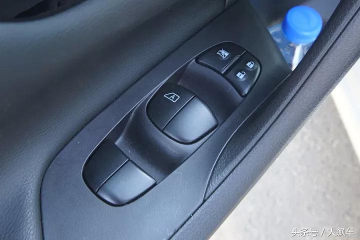 13款天籁移动大沙发,拆天籁沙发