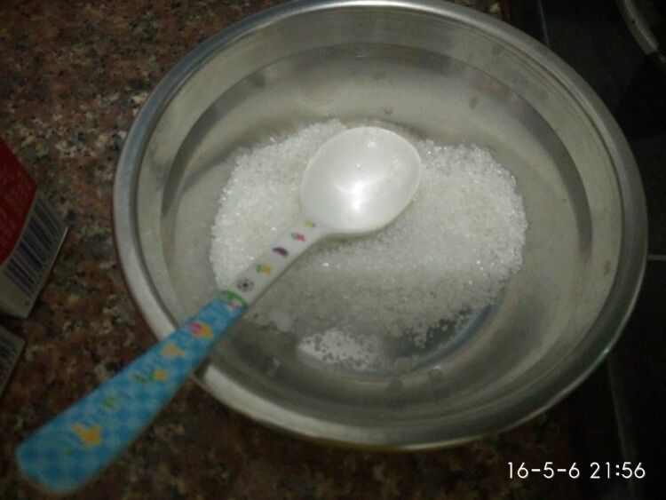 教大家利用纯牛奶做酸奶，想吃就自己做非常简单