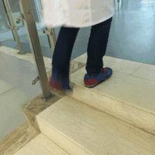 上下楼梯痛的调理方法,上楼梯关节疼怎么治疗