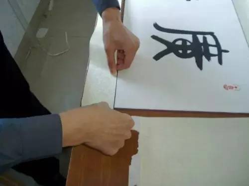 书画作品装裱价格,书画装裱标准及装裱操作全过程