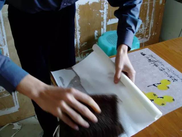 书画作品装裱价格,书画装裱标准及装裱操作全过程