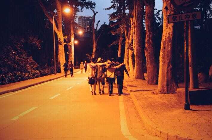 扬州中学和扬州市第一中学区别,心目中的中学是怎样的