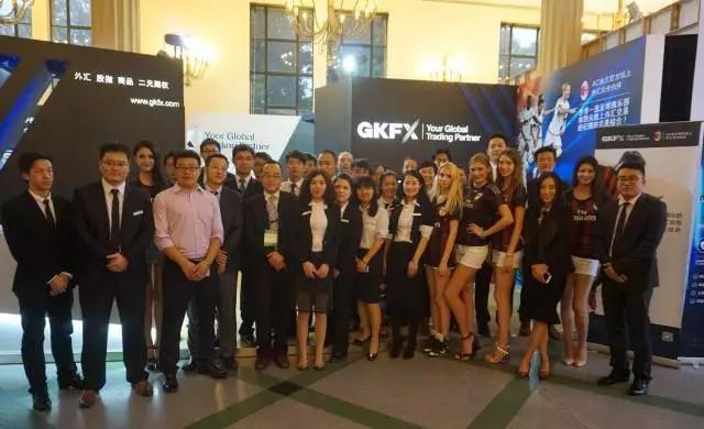 看遍星辰大海下一句,看过星辰大海再来领略山川