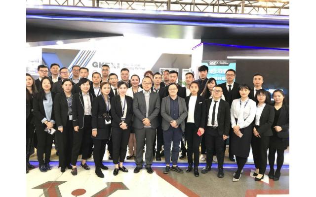 看遍星辰大海下一句,看过星辰大海再来领略山川