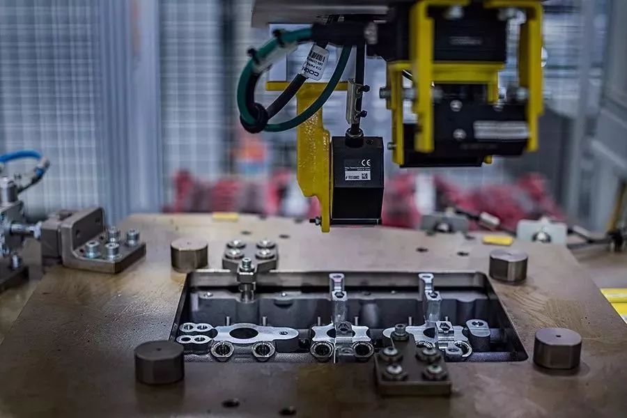 通用1.3t三缸机对比大众1.4t,通用1.3t三缸发动机加95还是92