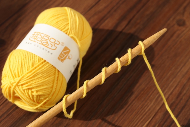 牛奶棉的线好不好,牛奶棉和羊毛线哪个好