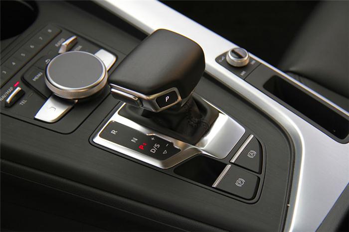 一次心动的感觉试驾全新奥迪A4L45TFSIquattro运动版