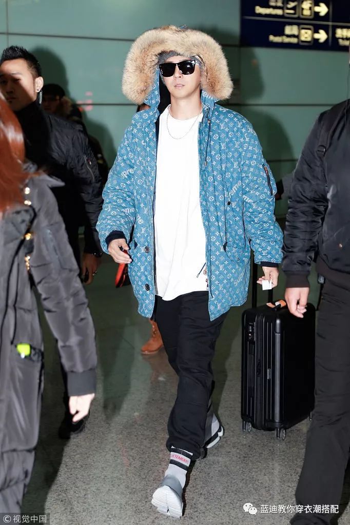 边伯贤金泰亨王嘉尔捧场blackpink,罗志祥男扮女装出席活动