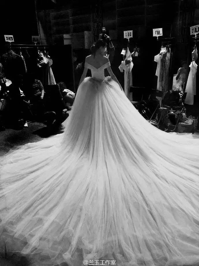兰玉婚纱走秀,兰玉婚纱上海大秀