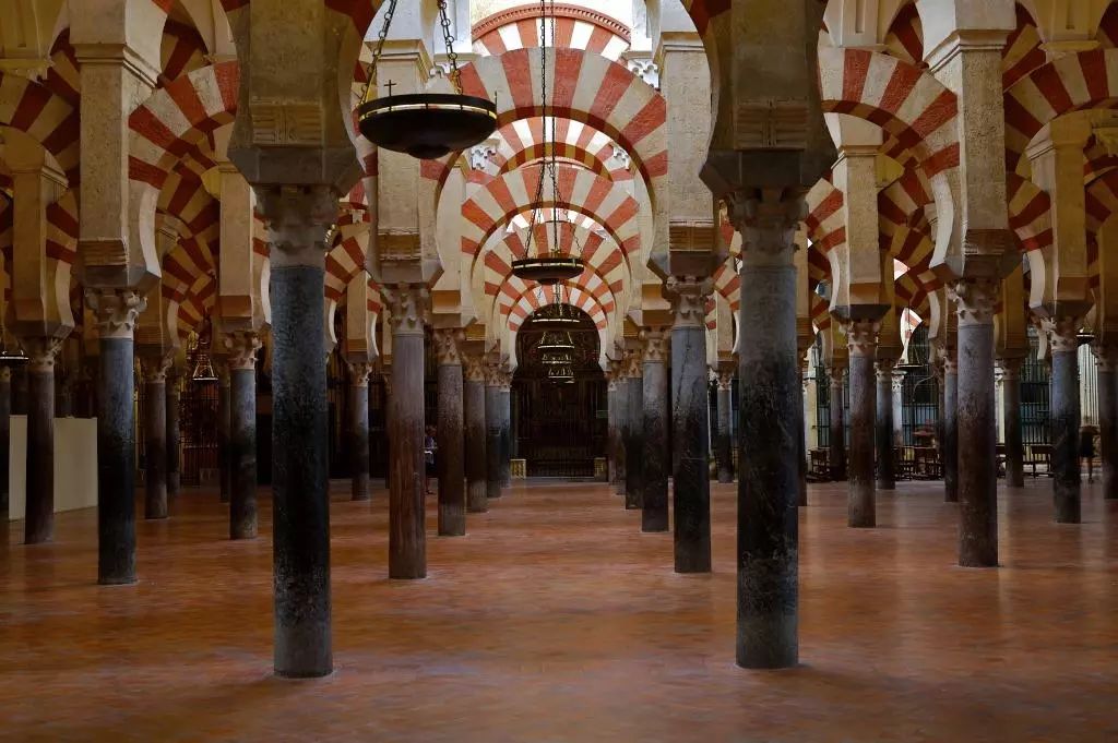 节日氛围渐浓，来西班牙买买买！