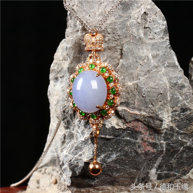 神秘的绿翡翠,翁巴列场口紫罗兰翡翠