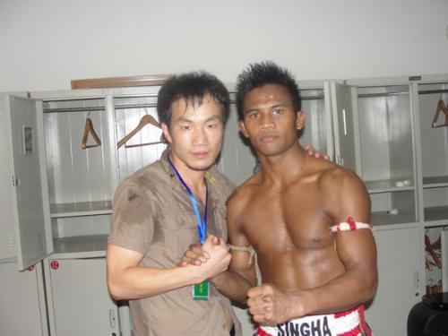 中国搏击运动员康恩,演员康恩