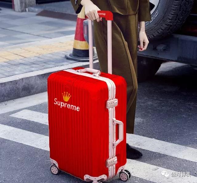 劳力士supreme同名款,劳力士联名supreme迪通拿