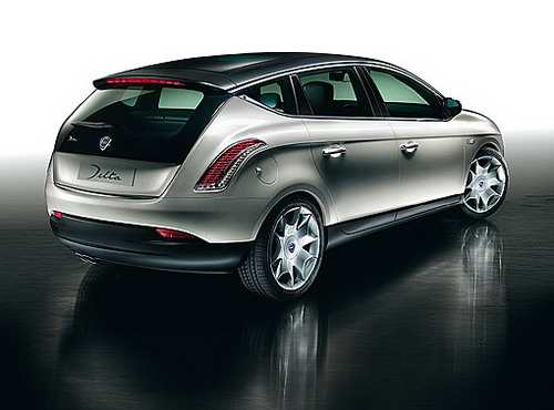 lancia蓝旗亚品牌,蓝旗亚lancia驱动形式