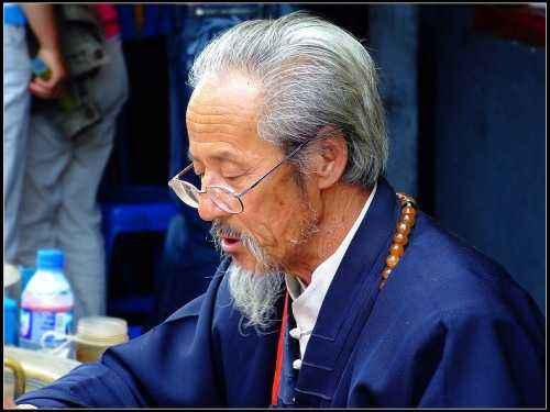 十年前算命的说十年后会有情劫,十年前算命应验了