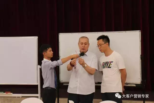 销售拜访客户前需要做哪些准备,销售如何拜访客户才能提高成功率