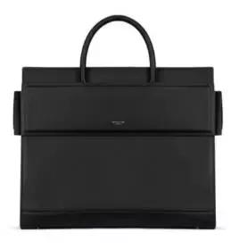 刘雯每月收入多少钱,刘雯收入2018排第几