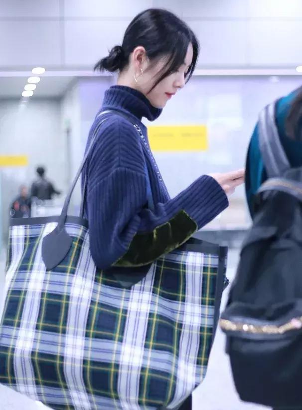 刘雯每月收入多少钱,刘雯收入2018排第几