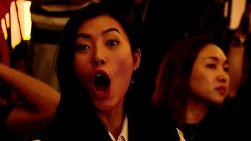 刘雯每月收入多少钱,刘雯收入2018排第几