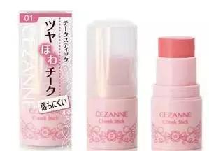 五十块钱买一个香奈儿,一万块钱香奈儿能买到啥